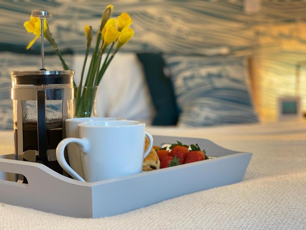The Bunker-Luxe Central Falmouth Getaway With Stunning Sea Views Екстериор снимка