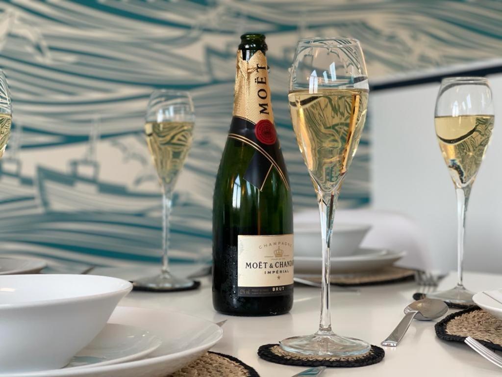 The Bunker-Luxe Central Falmouth Getaway With Stunning Sea Views Екстериор снимка