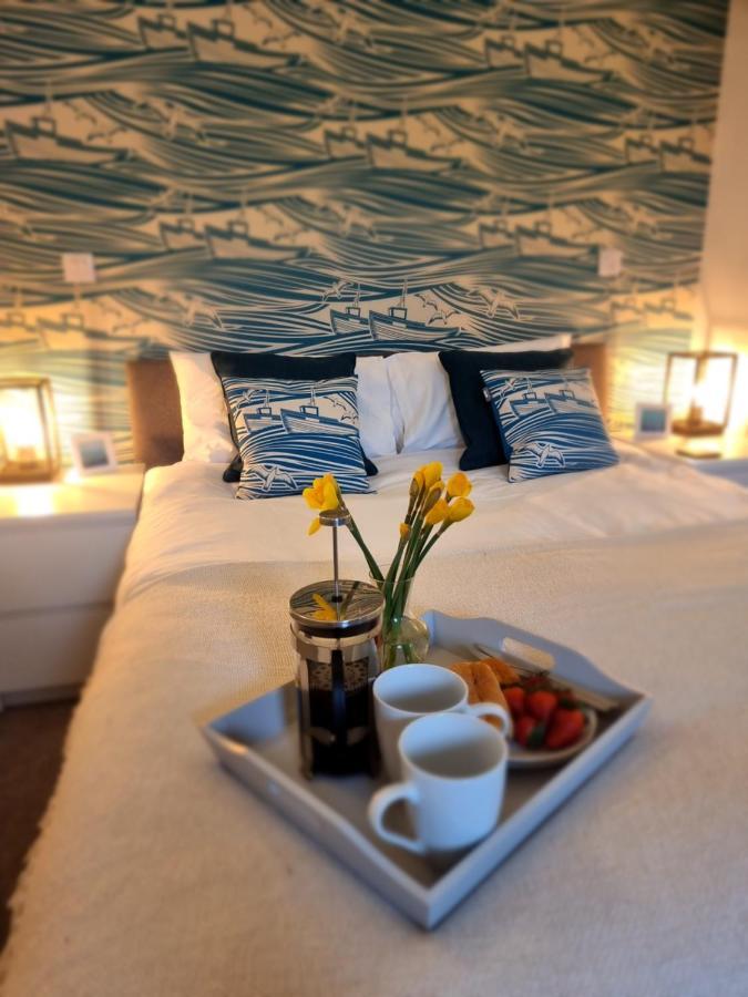 The Bunker-Luxe Central Falmouth Getaway With Stunning Sea Views Екстериор снимка